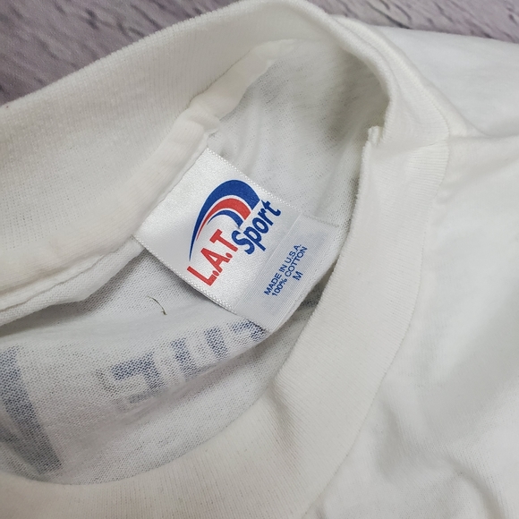 in honor of veterans medium white tshirt ( 5 for $20 ) - Picture 7 of 8